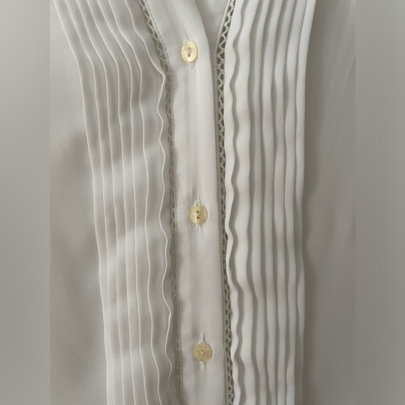 White Blouse Banana Republic - Picture 3 of 5